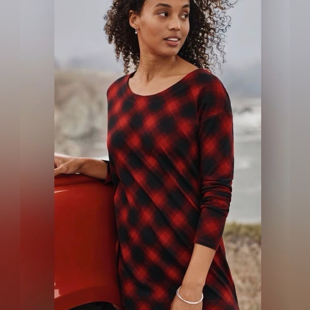 J. Jill black/red checked tunic - SIMPLY SUPIMA
SCOOP-NECK TUNIC - petite L NWT